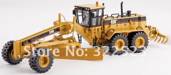 โมเดลรถเกรด CAT 24H Motor Grader อัตราส่วน 1:50 จากปกติ 4,200 บาท