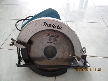 เลื่อยวงเดือน makita 5806B สภาพใหม่ ราคาถูกมาก