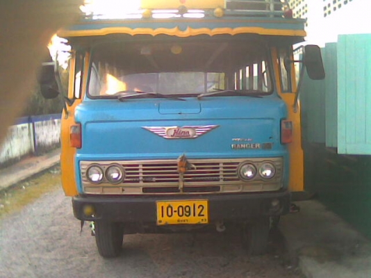 ขายรถสองแถวไม้6ล้อพร้อมคิว พังงา-ตะกั่วป่า ราคา 280000 โทร 084-4570121 หรือ 084-6252243