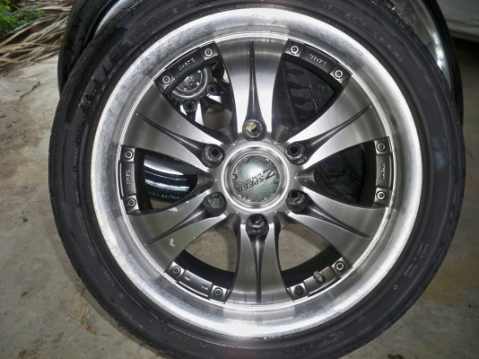 ล้อขอบ17พร้อมยาง