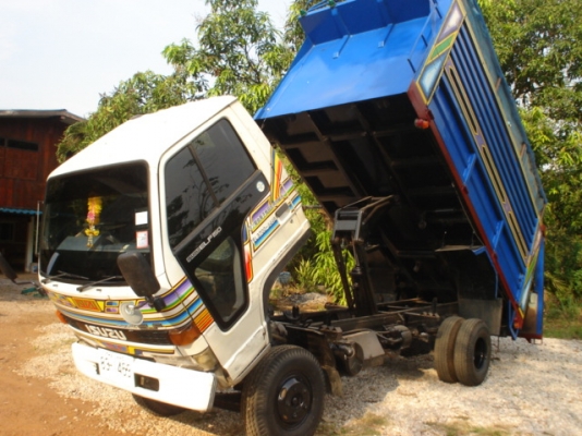 ขาย อีสุสุ 110 แรงม้า ดั๊มเกษตร สภาพพร้อมใช้ เจ้าของขายเอง ต่อรองได้ ขาย อีสุสุ 110 แรงม้า ดั๊มเกษตร สภาพพร้อมใช้ เจ้าของขายเอง ต่อรองได้