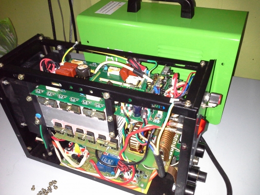 ขายตู้เชื่อม เครื่องเชื่อม Welding Machine DC INVERTER 200A. ขายตู้เชื่อม เครื่องเชื่อม Welding Machine DC INVERTER 200A.
