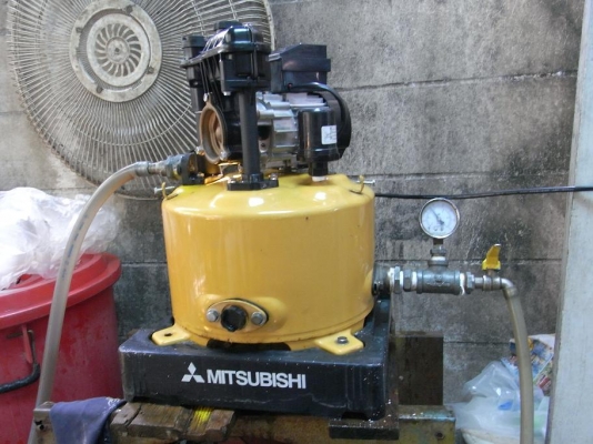 ขายปั้มน้ำ Mitsubishi 150W สภาพสวยพร้อมใช้ รับประกันคุณภาพ ดูประวัติการขายผมได้ครับ