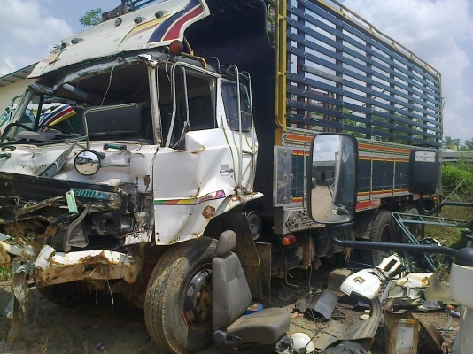 ขายKT925 รถล่องหลังถนน ชนหน้า โดนหัวเก่งอย่างเดียว