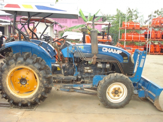 ขายรถไถแชมป์MX4548 ขนาด 45 แรงม้าพร้อมใบดันกับผานจาน ขายรถไถแชมป์MX4548 ขนาด 45 แรงม้าพร้อมใบดันกับผานจาน