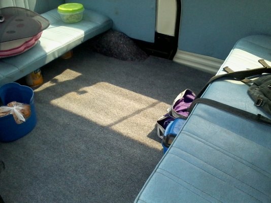 รถตู้เล็ก Daihatsu ประตูข้าง สไลด์ได้ 2 บาน &quot;ทะเบียนตู้นั่งแท้&quot; ป้ายขาว