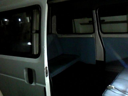 รถตู้เล็ก Daihatsu ประตูข้าง สไลด์ได้ 2 บาน &quot;ทะเบียนตู้นั่งแท้&quot; ป้ายขาว