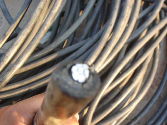 ขาย สายไฟแรงสูงมือสอง