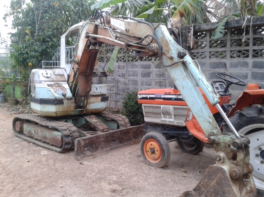 ขายรถขุด Kobelco sk30 UR ปั้มนื้ว คอนโทลน้ำมัน