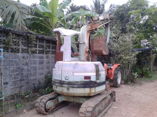 ขายรถขุด Kobelco sk30 UR ปั้มนื้ว คอนโทลน้ำมัน