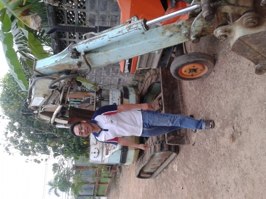 ขายรถขุด Kobelco sk30 UR ปั้มนื้ว คอนโทลน้ำมัน