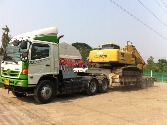 บริการขนย้ายเครื่องจักรกลหนัก