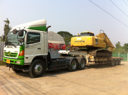 บริการขนย้ายเครื่องจักรกลหนัก