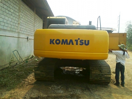 ขายด่วน..รถขุด KOMATSU PC200-7 รถสวยจี๊ด เจ้าของรักษารถ อย่างลูก สภาพพร้อมใช้งาน เอกสารครบ.