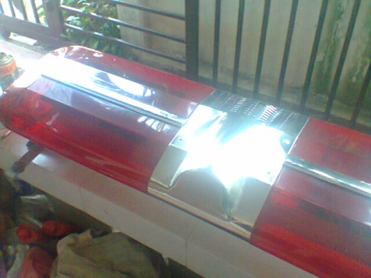 ไฟเลนพร้อมขา