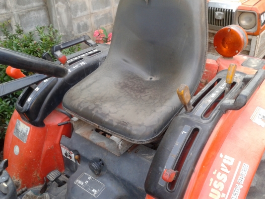 ขายรถไถ KUBOTA B2410 ขนาด 24 แรง 2เพลา พวงมาลัยเพาเวอร์