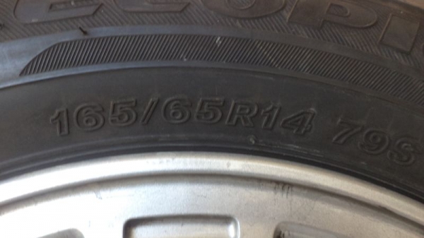 ขอขายแม็กซ์เดิมพร้อมยาง MITSUBISHI MIRAGEขอบ14นิ้ว   ยางบริดสโตน ปี 12