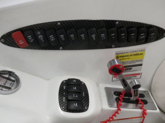 !!ขายเรือมือสอง Baja ปี 2008 วิ่งเพียง 30 ชม.!! !!ขายเรือมือสอง Baja ปี 2008 วิ่งเพียง 30 ชม.!!