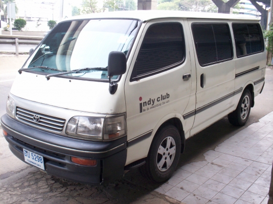 รถตู้โตโยต้า HIACEหัวจรวดปี94 สีขาว เครื่อง1JZ+LPG 150,000บาท