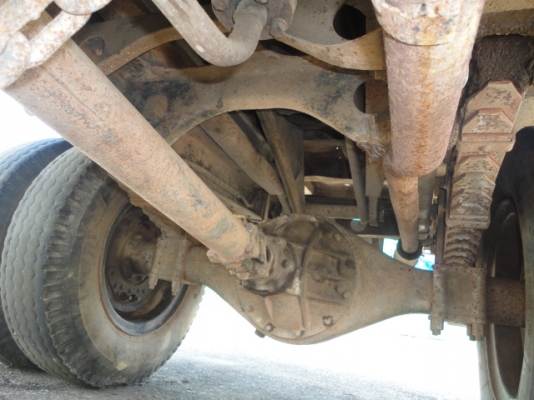 ISUZU  6 ล้อดั้ม 120  แรงม้า  หัวยาว  มีเล่มพร้อมขายค่ะ