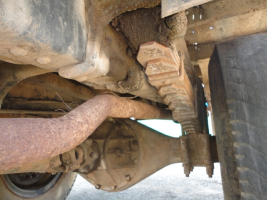 ISUZU  6 ล้อดั้ม 120  แรงม้า  หัวยาว  มีเล่มพร้อมขายค่ะ