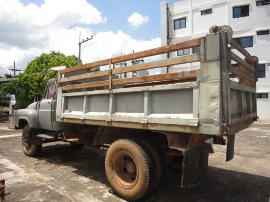 ISUZU  6 ล้อดั้ม 120  แรงม้า  หัวยาว  มีเล่มพร้อมขายค่ะ