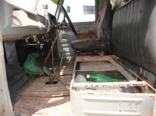 ISUZU  6 ล้อดั้ม 120  แรงม้า  หัวยาว  มีเล่มพร้อมขายค่ะ