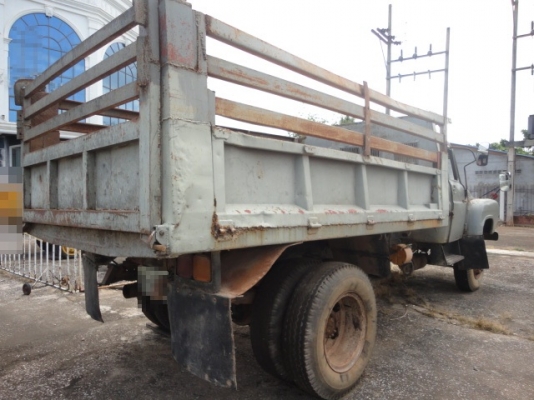 ISUZU  6 ล้อดั้ม 120  แรงม้า  หัวยาว  มีเล่มพร้อมขายค่ะ