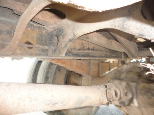 ISUZU  6 ล้อดั้ม 120  แรงม้า  หัวยาว  มีเล่มพร้อมขายค่ะ