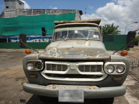 ISUZU  6 ล้อดั้ม 120  แรงม้า  หัวยาว  มีเล่มพร้อมขายค่ะ