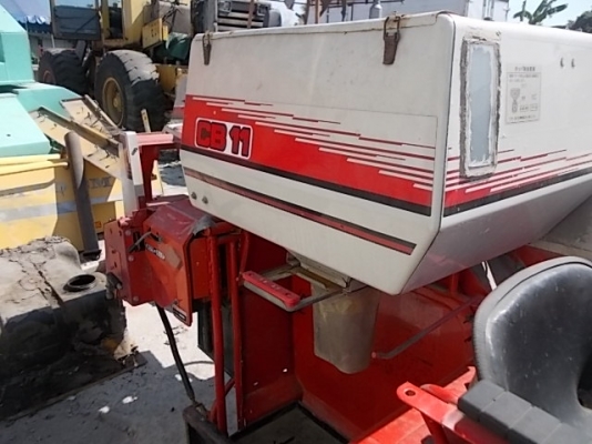 รหัส:13001004รถเกี่ยวข้าวนั่งขับเกี่ยวง่ายพร้อมนวดข้าวด้วยจึงได้เป็นข้าวเปลือกwww.nihonmono.com