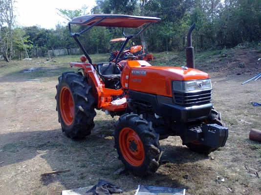 ขายรถไถ คูโบต้า L4508 ด่วน ใช้งานได้ทันทีเครื่องแรง เอกสารพร้อมโอน