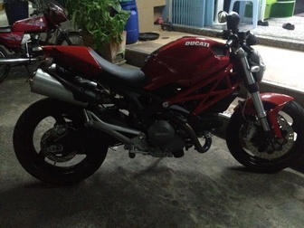 ฝากขายหน่อย DUCATI monster 795 รถ3เดื่อนกว่า วิ่งน้อย ยังไม่ถึง3500 โลและของเต่ง