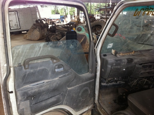 ขายหัวเก๋ง (หัวการ์ตูน) ISUZU NKR เก่านอก-ตามสภาพ หัวไฟฟ้า ราคาต่อรอง