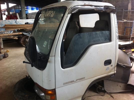 ขายหัวเก๋ง (หัวการ์ตูน) ISUZU NKR เก่านอก-ตามสภาพ หัวไฟฟ้า ราคาต่อรอง