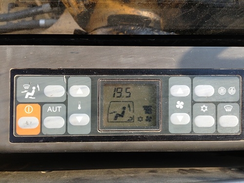 ขายรถแบคโฮ CAT 312 C รถนอกนำเข้าสภาพสวย มี VDO ครับ ทำงาน 5000 กว่าชั่วโมง แอร์เย็น เอกสารพร้อม สนใจติดต่อ 081-2990958 ขายรถแบคโฮ CAT 312 C รถนอกนำเข้าสภาพสวย มี VDO ครับ ทำงาน 5000 กว่าชั่วโมง แอร์เย็น เอกสารพร้อม สนใจติดต่อ 081-2990958