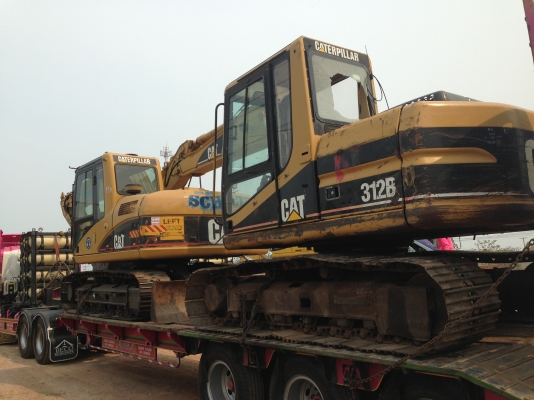 ขายรถแบคโฮ CAT 312 C รถนอกนำเข้าสภาพสวย มี VDO ครับ ทำงาน 5000 กว่าชั่วโมง แอร์เย็น เอกสารพร้อม สนใจติดต่อ 081-2990958 ขายรถแบคโฮ CAT 312 C รถนอกนำเข้าสภาพสวย มี VDO ครับ ทำงาน 5000 กว่าชั่วโมง แอร์เย็น เอกสารพร้อม สนใจติดต่อ 081-2990958