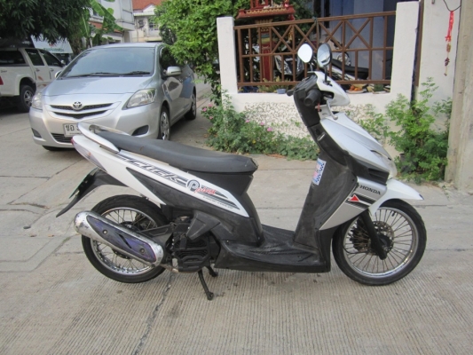 ขายด่วน click play ปี50 รถบ้านเครื่องเดิมๆสภาพพร้อมใช้ ชุดโอนครบ