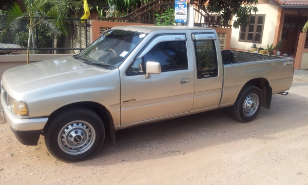 ขายเท่าทุน มังกรทอง 87    ปี 32  สวยๆครับ