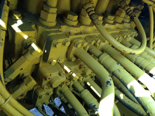 รถแบคโฮ KOMATSU