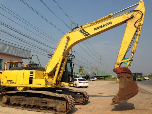 รถแบคโฮ KOMATSU