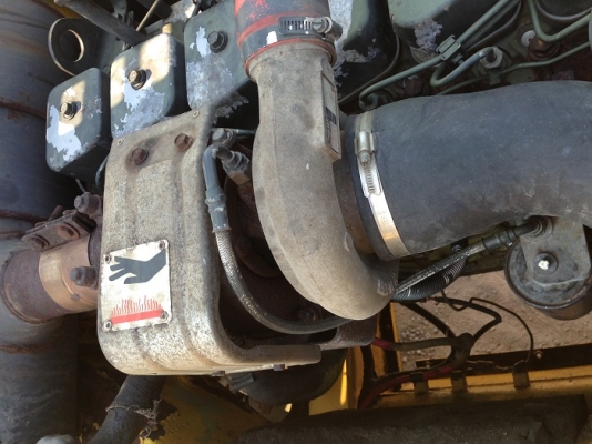 รถแบคโฮ KOMATSU