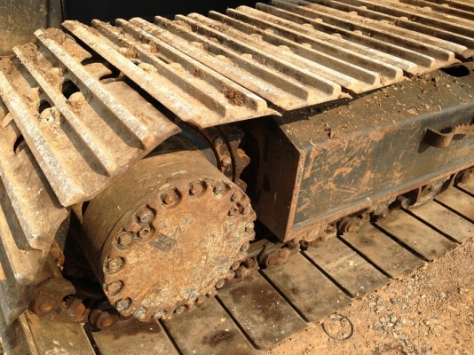 รถแบคโฮ KOMATSU