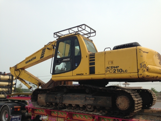 รถแบคโฮ KOMATSU