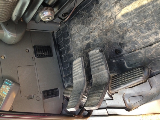 รถแบคโฮ KOMATSU