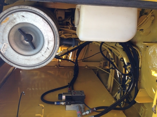 รถแบคโฮ KOMATSU