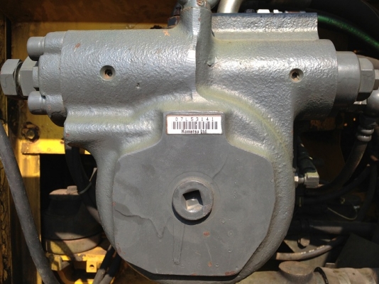 รถแบคโฮ KOMATSU