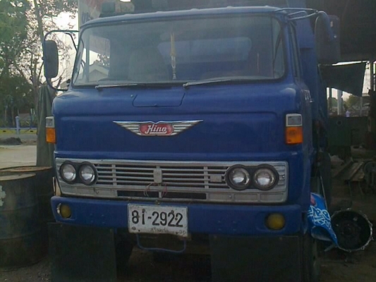 HINO KM310 เครื่อง 117 HP WO4D หกล้อดั๊มพ์ สภาพดีช่วงล่างใหญ่ติด F หน้าหลังครบพร้อม กระบะดั๊มพ์เหล็ก 4 ตันยาว 3.50 เมตร หัวเก๋งสวยไม่ผุภายในคอนโซลครบ พวงมาลัยเพาเวอร์ ช่วงล่างคัชซีไม่มีดาม ยางสภาพดีมากพร้อมบรรทุกพร้อมใช้งานได้เลย เอกสารทะเบียนครบพร้อมโอน