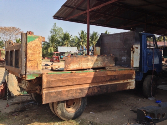 HINO KM310 เครื่อง 117 HP WO4D หกล้อดั๊มพ์ สภาพดีช่วงล่างใหญ่ติด F หน้าหลังครบพร้อม กระบะดั๊มพ์เหล็ก 4 ตันยาว 3.50 เมตร หัวเก๋งสวยไม่ผุภายในคอนโซลครบ พวงมาลัยเพาเวอร์ ช่วงล่างคัชซีไม่มีดาม ยางสภาพดีมากพร้อมบรรทุกพร้อมใช้งานได้เลย เอกสารทะเบียนครบพร้อมโอน HINO KM310 เครื่อง 117 HP WO4D หกล้อดั๊มพ์ สภาพดีช่วงล่างใหญ่ติด F หน้าหลังครบพร้อม กระบะดั๊มพ์เหล็ก 4 ตันยาว 3.50 เมตร หัวเก๋งสวยไม่ผุภายในคอนโซลครบ พวงมาลัยเพาเวอร์ ช่วงล่างคัชซีไม่มีดาม ยางสภาพดีมากพร้อมบรรทุกพร้อมใช้งานได้เลย เอกสารทะเบียนครบพร้อมโอน