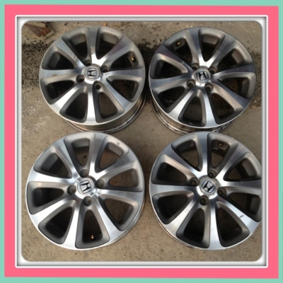 ขายแม็กซ์เดิมHonda City ขอบ15 4รู100 ราคา 3200 บ.ถูก